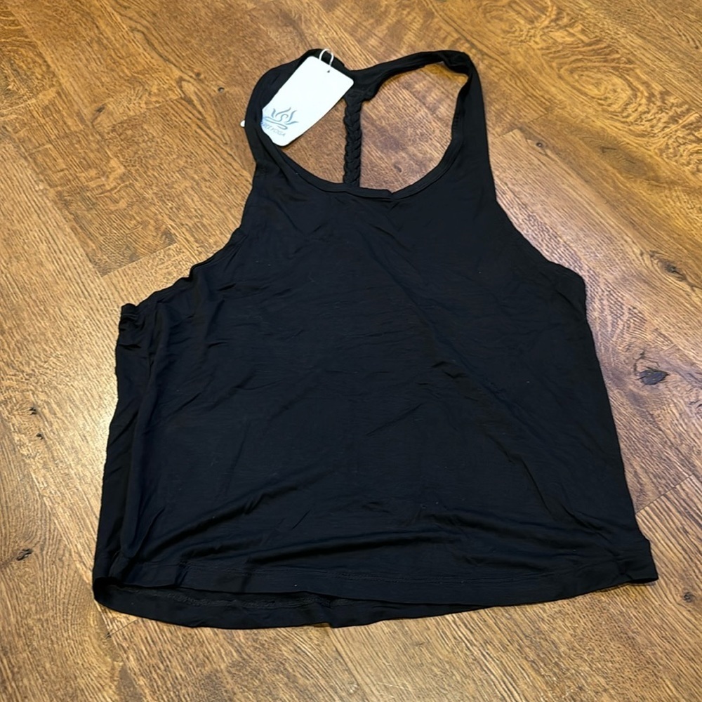 Nwt The Free Yoga Women’s Tanktop Black Size Medium